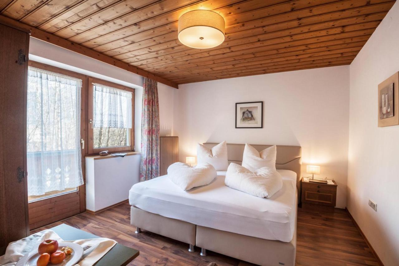 Ferienwohnung Brugger 6 Personen カルテンバッハ エクステリア 写真